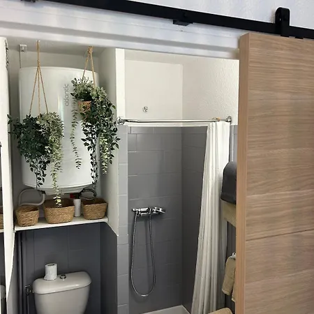 Lumineux A 120 M De La Du Centre 公寓